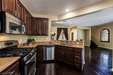 STAINLESS APPLIANCES REMAIN ~ UPGRADED CABINETRY &