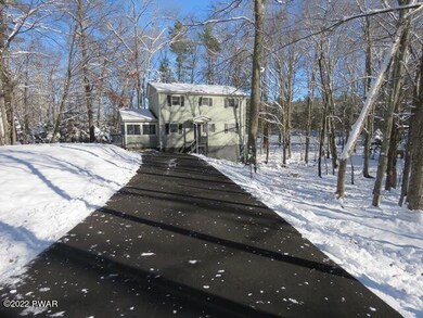 276 Fawn Lake Dr, Hawley, PA 18428 - photo 3