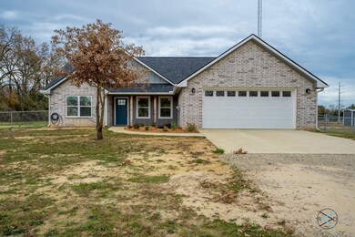 9430 Pr 6907, Eustace, TX 75124 - photo 2