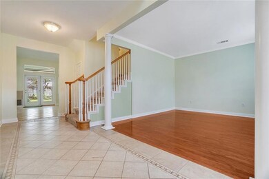 Foyer entrance has ceramic tile floor, Formal Livi