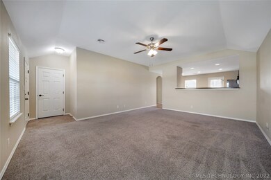 7408 S Gardenia Ave, Broken Arrow, OK 74011 - photo 5
