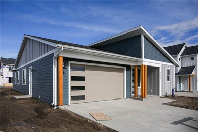 Pictures of Similar Model Unit