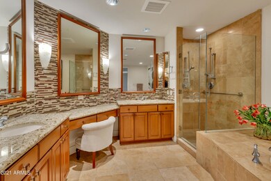 Luxurious Master Bath