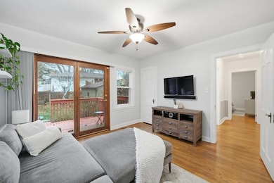 6521 Elmcrest Dr, Windsor Heights, IA 50324 - photo 7