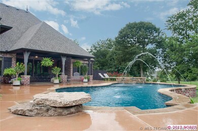 ABSOLUTELY STUNNING custom gunite heated salt wate