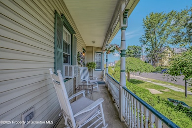 216 Cherry St, Dunmore, PA 18512 - photo 7