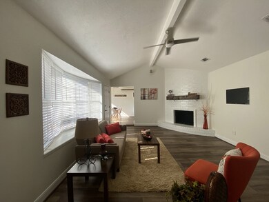 16302 Forest Bend Ave, Friendswood, TX 77546 - photo 6