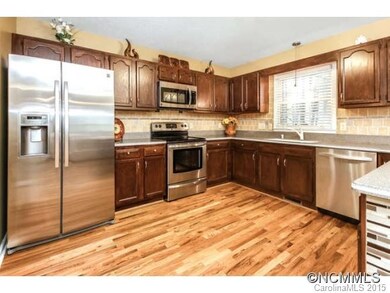 15 Sweetbriar Ct, Asheville, NC 28803 - photo 7