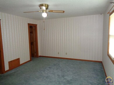 1030 Harrison St, Auburn, KS 66402 - photo 6