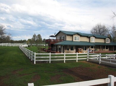 4710 NE Smith Rock Way, Terrebonne, OR 97760 - photo 3
