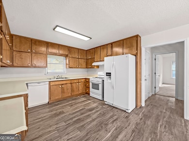 2 Cindy Ct, Hampton, GA 30228 - photo 6