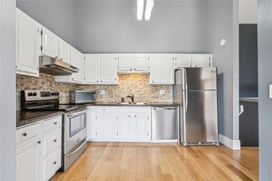 219 40th Street Dr SE unit 206, Cedar Rapids, IA 52403 - photo 4