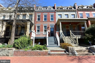 621 4th St NE, Washington, DC 20002 - photo 2