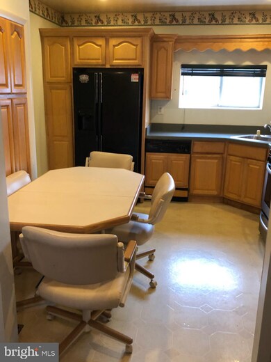 3215 O Donnell St, Baltimore, MD 21224 - photo 2