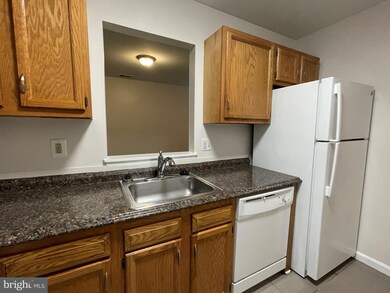 520 W Franklin St unit 2F, Baltimore, MD 21201 - photo 4