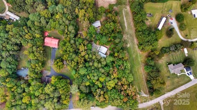 6310 Four Knights Ln, Clover, SC 29710 - photo 2