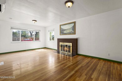 7-web-or-mls-A7408379