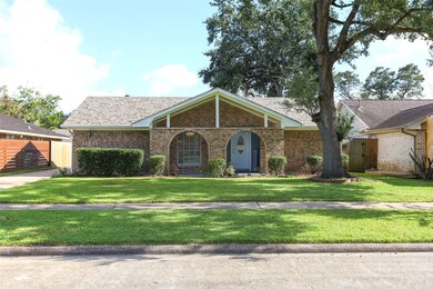 11431 Newton St, Houston, TX 77089 - photo 2