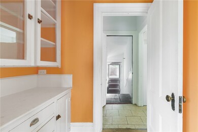 Unit 1 Butlers pantry