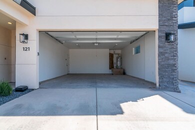 121 Desert Saguaro Ln E-003