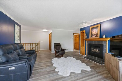 Thats the laundry room over there! Built-ins and closet storage space!!