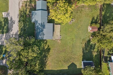 406 E Maple St, Celina, TX 75009 - photo 7