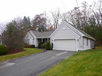 22 Heathrow Ct unit U438, Nashua, NH 03063 - photo 4