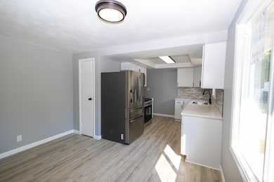 1505 Eisenhower Dr, La Porte, IN 46350 - photo 6