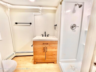 422 Emmett St unit 3, Scranton, PA 18505 - photo 3