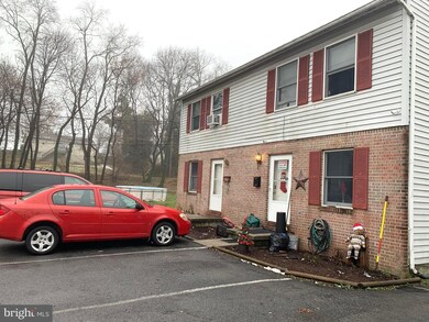 1127 W Washington St, Hagerstown, MD 21740 - photo 3