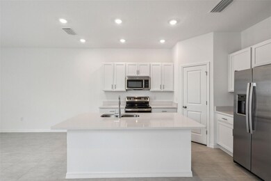 7621 Waterscape Dr, Groveland, FL 34736 - photo 6