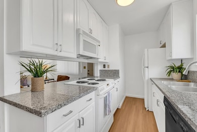 5660 Calmor Ave unit 4, San Jose, CA 95123 - photo 4