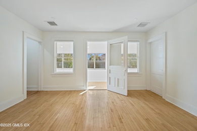 30-print-158-henry-st