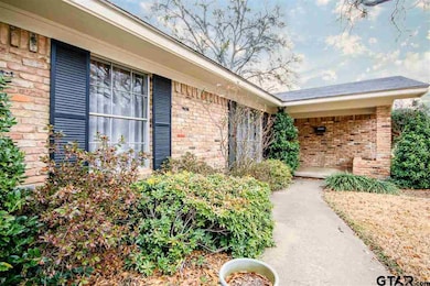 539 Whittle St, Tyler, TX 75701 - photo 2