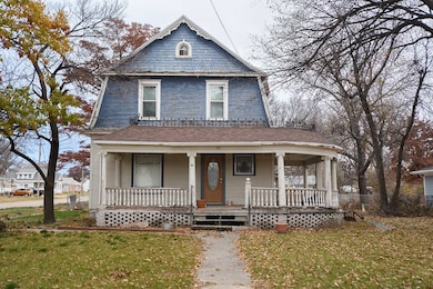 737 W 4th Ave, Red Cloud, NE 68970 - photo 2