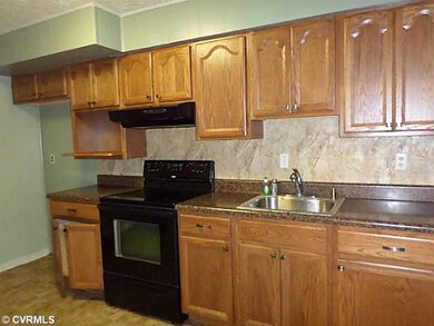 Kitchen - Electric Smooth Top Stove, and Stove Hoo