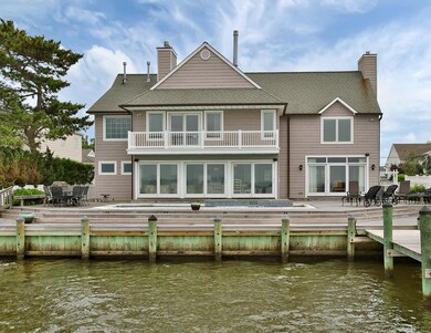 243 Curtis Point Dr-print-004-1K2A5251-3