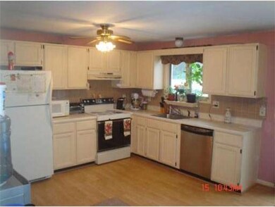 39 Bayview Rd, Taunton, MA 02780 - photo 6