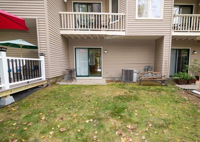 303 Holley Ln, Woonsocket, RI 02895 - photo 5