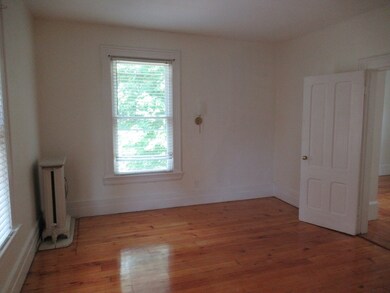 27 Salem St unit 2, Springfield, MA 01105 - photo 7