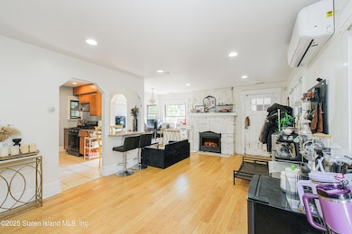 56 Park Ln, Staten Island, NY 10301 - photo 6