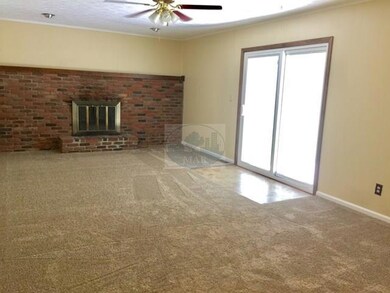 1220 Lynne Ave, Bucyrus, OH 44820 - photo 2