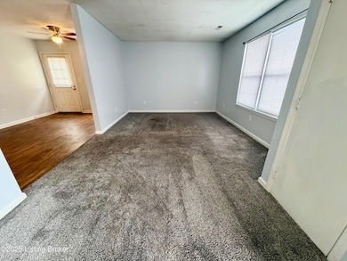 3003 Jason Dr unit B, New Albany, IN 47150 - photo 2