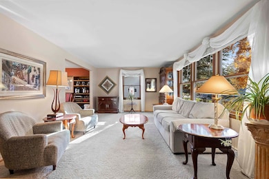 808 Voelker St, de Pere, WI 54115 - photo 5