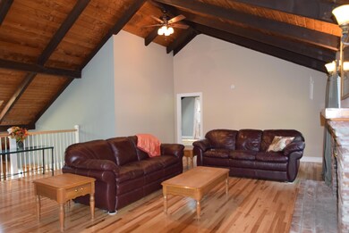 303 Commons LR1