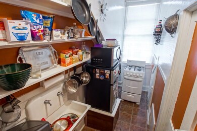 Upper unit - Kitchen