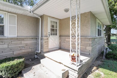 5-web-or-mls-1369-wiltshire-rd