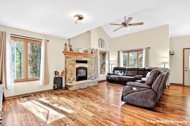 1408 Pond Rd, Twin Lakes, WI 53181 - photo 4