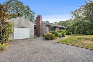 9 Boiling Spring Ave, Westerly, RI 02891 - photo 2