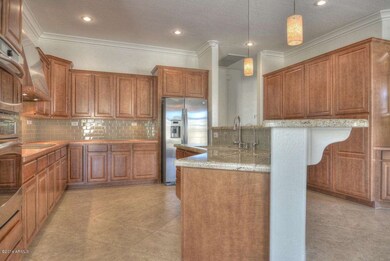 006 Kitchen